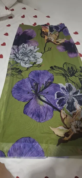 Falda larga Desigual floral verde y morado
