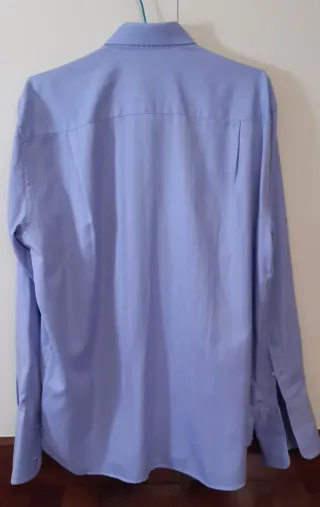 Camisa azul de gemelos de Juan Arnau talla 43 L. 
