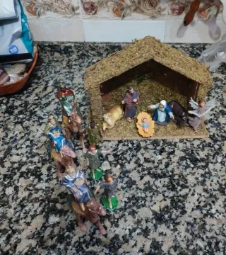 Belén de Navidad con figuras