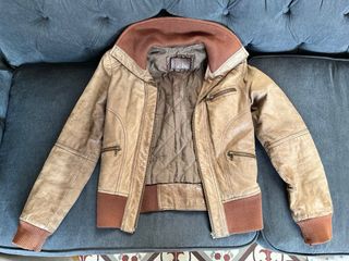 Chaqueta de cuero Bershka vintage