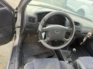 Toyota Corolla 2001