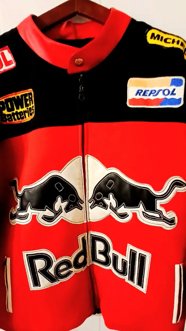 Chaqueta-NASCAR Vintage Equipo Red Bull Racing.