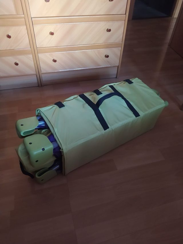 Parque cuna de viaje plegable