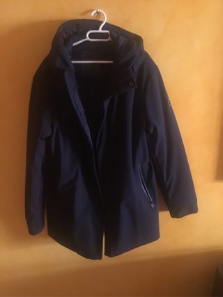 Chaqueta Hox con capucha HoX marca Italiana