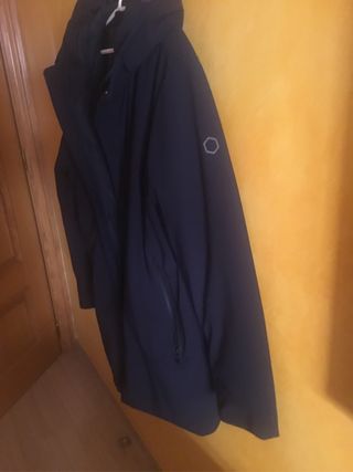 Chaqueta Hox con capucha HoX marca Italiana