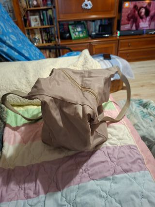 Borsa beige tessuto sintetico impermeabile