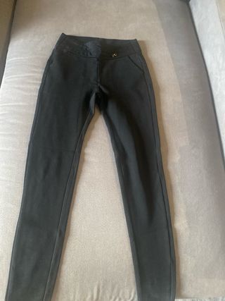 Lote de pantalones negros y más modelos talla 10 
