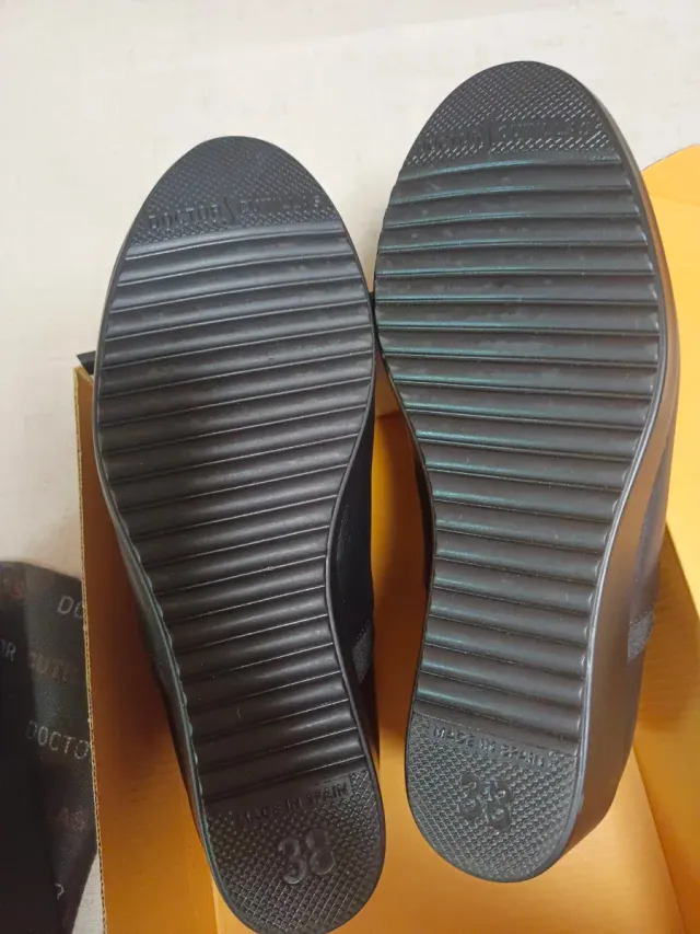 Zapatos Doctor Cutillas Negros Mujer
