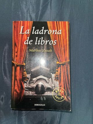 La ladrona de libros / The Book Thief (Spanish ...