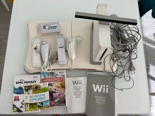 Nintendo Wii Pack con juegos y mandos