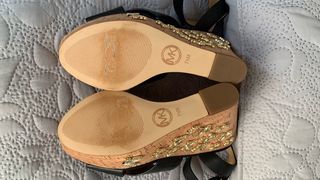 Sandalias Michael Kors Piel Negra Mariposas