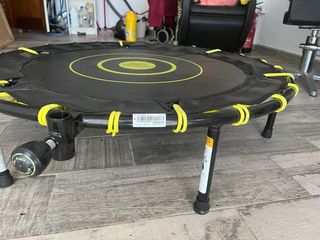 Cama elástica / trampolín negro y amarillo