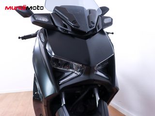 YAMAHA X-MAX 125 TECH MAX