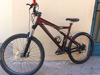 Bicicleta BTT Full Suspensión