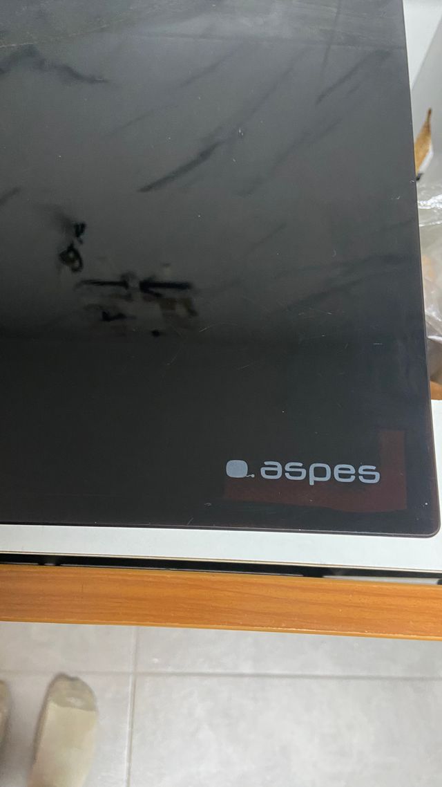 Se vende vitro por cambio de cocina