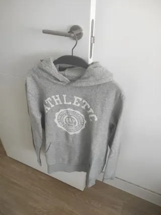 Sudadera Gap Kids estilo college gris. 16 años