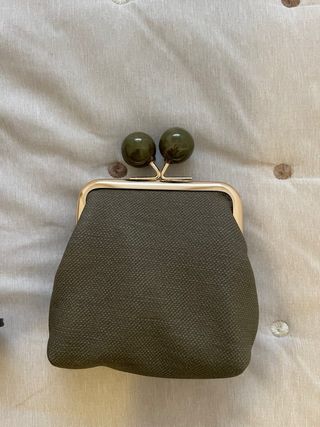 Bolso nylon verde con cartera