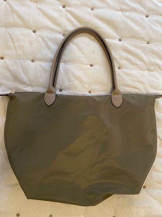 Bolso nylon verde con cartera