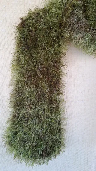 Bufanda de pelo verde y marrón