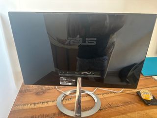 Monitor ASUS 24 Negro/Plateado (No funciona)