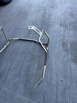 Soporte Maletas Voge 650