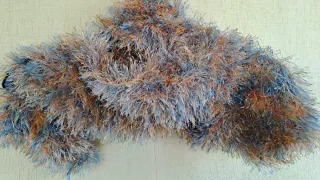 Bufanda de pelo azul y naranja