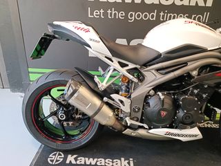 TRIUMPH SPEEDTRIPLE RS