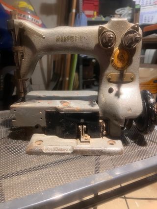 Máquinas de coser Singer antiguas