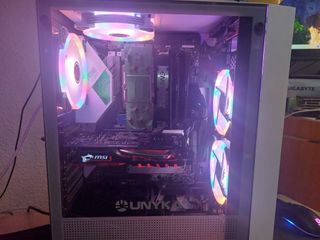 Torre Gaming Unyka Blanca RGB