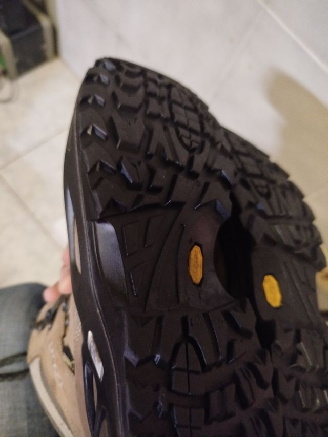 Scarponi Lowa Renegade GTX 39.5 Gore Tex