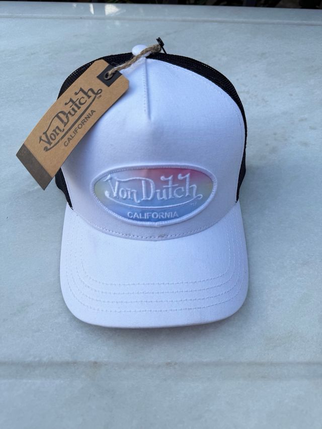 Gorra Von Dutch Trucker Beige y Negra