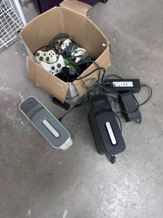 Xbox 360 + 6 mandos + juegos