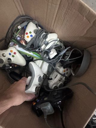 Xbox 360 + 6 mandos + juegos