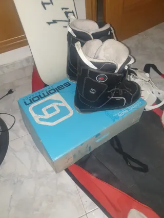 Tabla Snowboard + Botas Salomon + Fijaciones