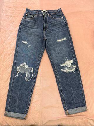Lote de Pantalón Mom Jeans Rotos Talla 36, 20€ 