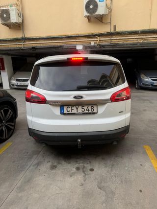 Ford S-MAX 2011
