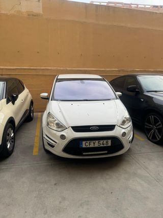 Ford S-MAX 2011