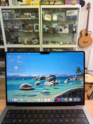 MacBook Pro M1 Pro 14” 16GB RAM 500GB SSD