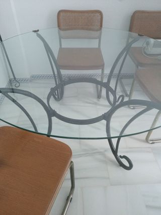 Mesa de comedor cristal y metal