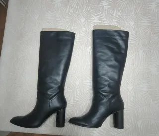 Botas de piel negras tacón alto