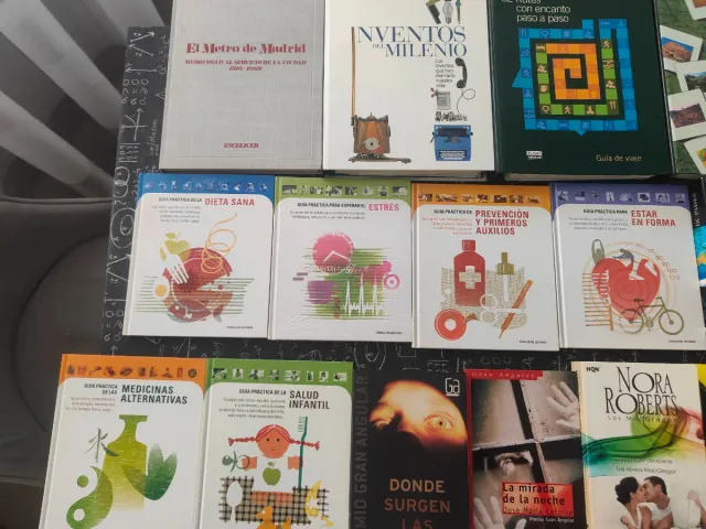 Lote de 26 libros