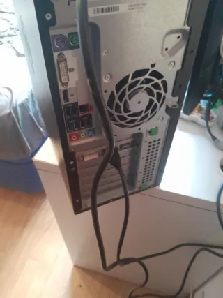 HP Z220 Workstation XEON