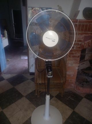 Ventilador de pie