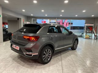 Volkswagen T-Roc 2021
