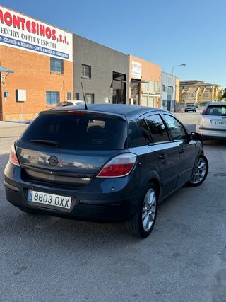 Opel Astra 2006