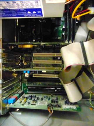Ordenador CPU Pentium II 350MHz Beige