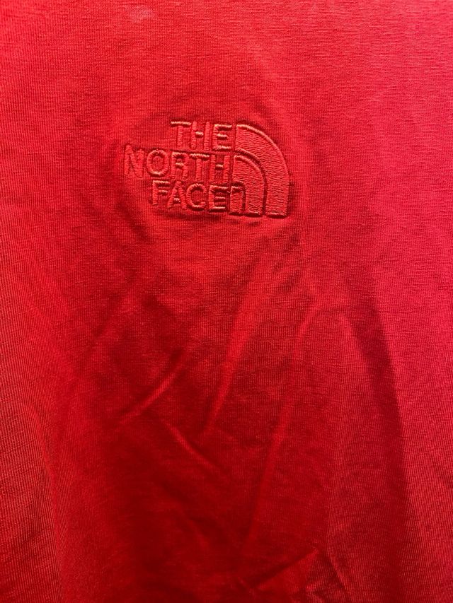 Camiseta The North Face Roja