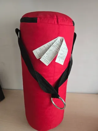 Saco de boxeo y guantes Outshock rojos talla junio