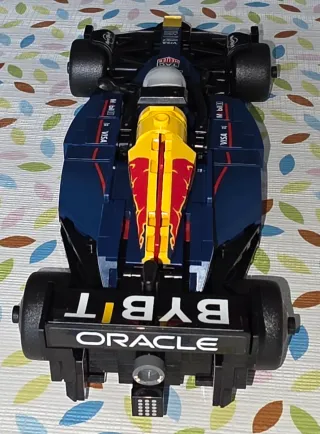 Auto da corsa LEGO F1 Red Bull