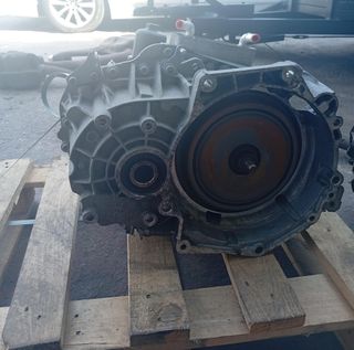 Caja de cambios VW Caddy IV 02E 301 103 J